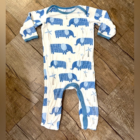 Soft Infant 6-12M Bestaroo Elephant Onesie Coverall with snaps. 95% modal - Picture 1 of 3